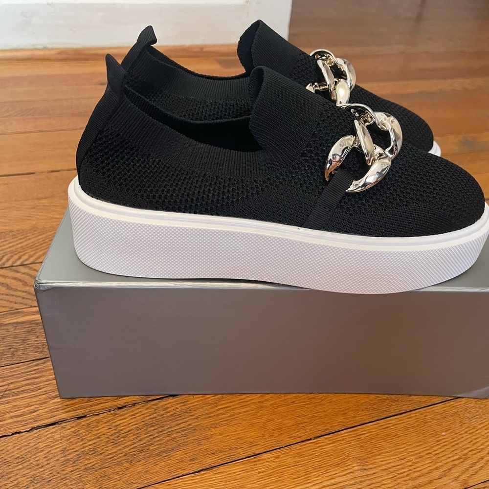 Brand new NEWBELLA sneakers